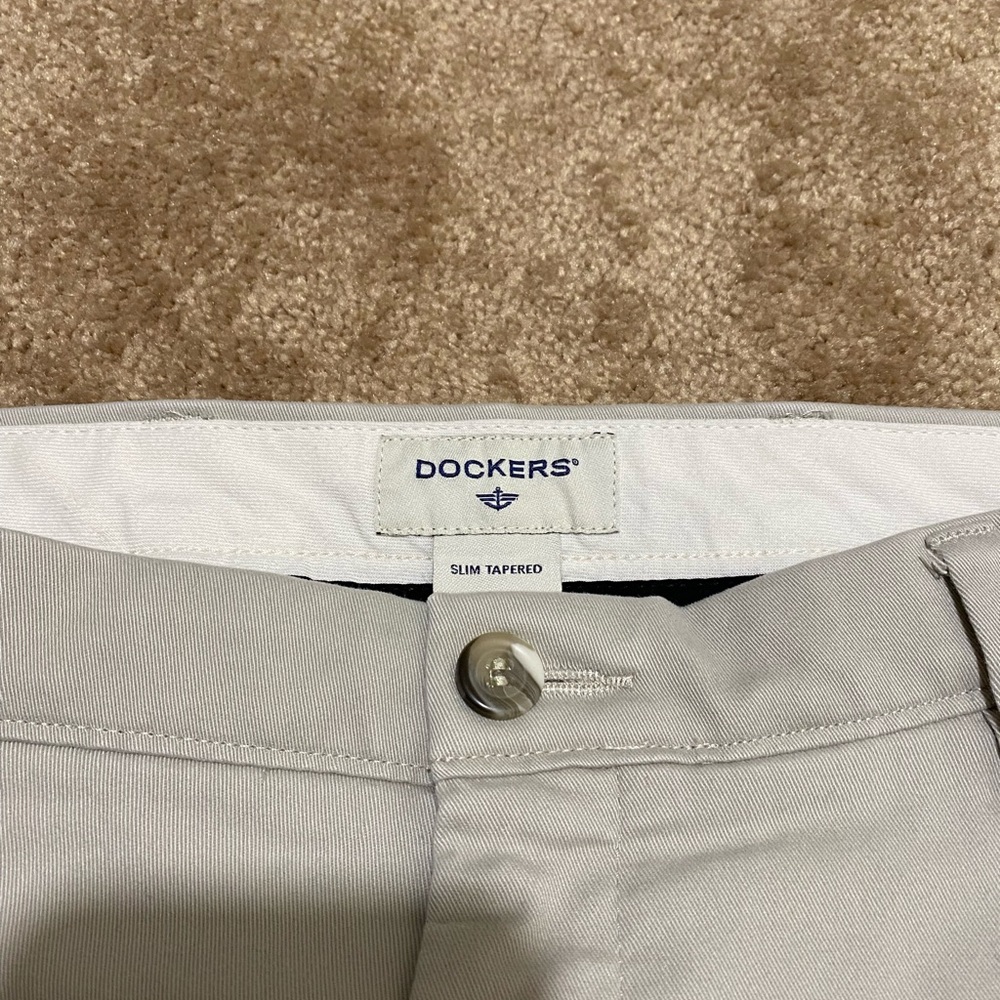 Dockers Easy Khaki Slim Tapered Fit 32x29